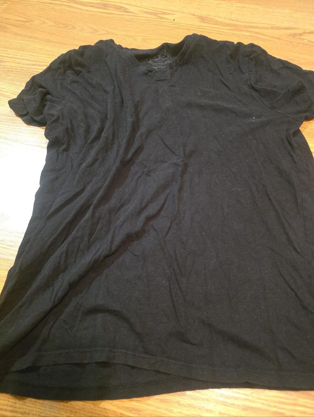 American Eagle Outfitters Black Short Sleeve Crew Tee